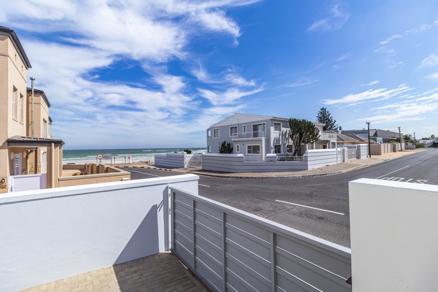 5 Bedroom Property for Sale in Melkbosstrand Central Western Cape